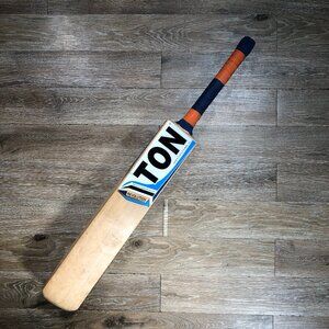 Ton Sunridges Revolution Premium Kashmir Willow Cricket Bat 33.5 Inch
